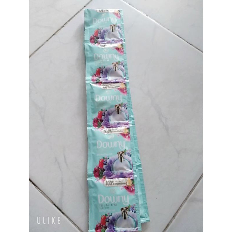 Dây nước xả vải Downy đoá hoa thơm mát
