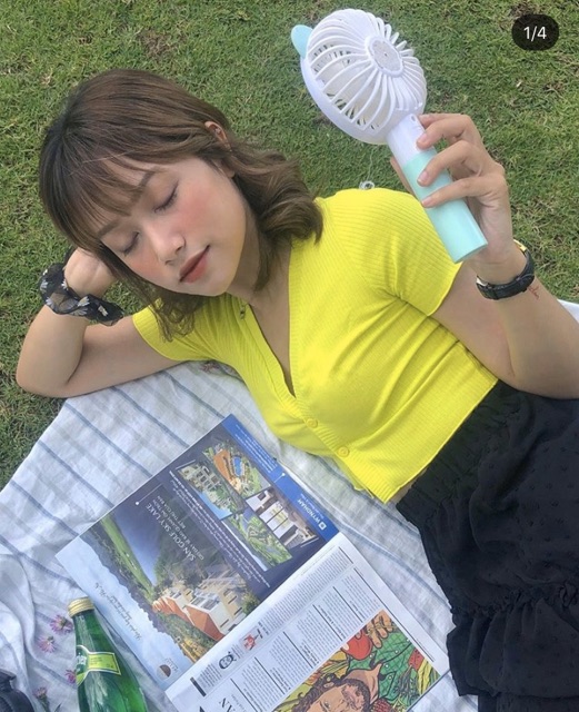 ÁO CROPTOP CỔ V ĐÍNH NÚT 🥬