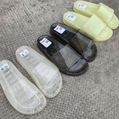 Dép Gucci trong suốt cao cấp , dép lê quai ngang GC nhựa dẻo Hot nhất 2022