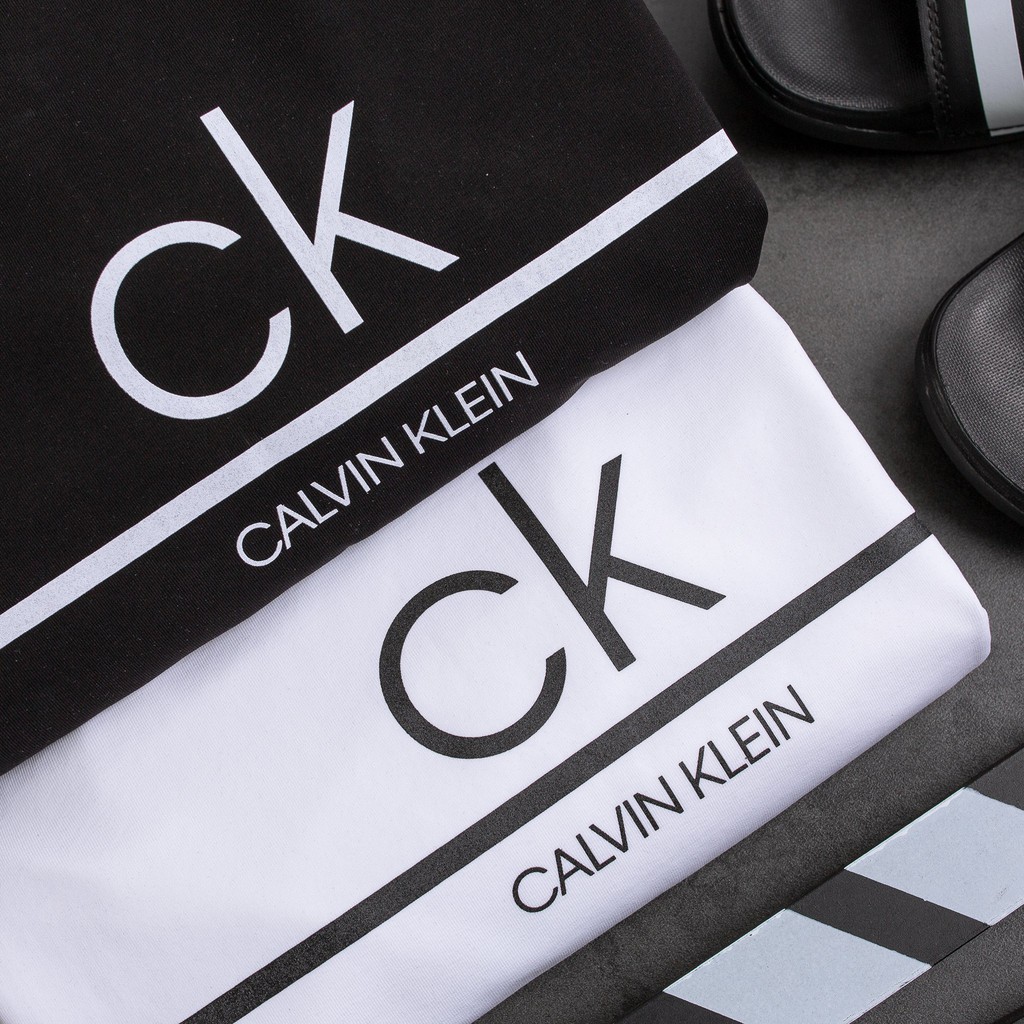 Áo Thun Nam Cổ Tròn VNXK