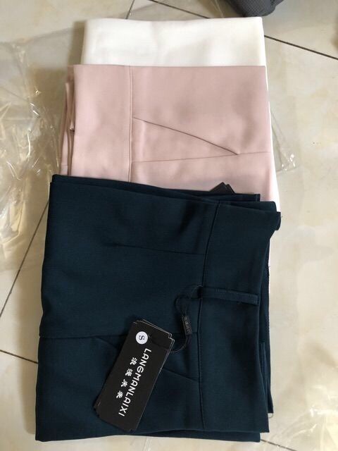 [Mã WASTMAY giảm 15% tối đa 30K đơn 150K] Quần tây ống rộng không kèm dây đai chất liệu tuyết mưa | BigBuy360 - bigbuy360.vn