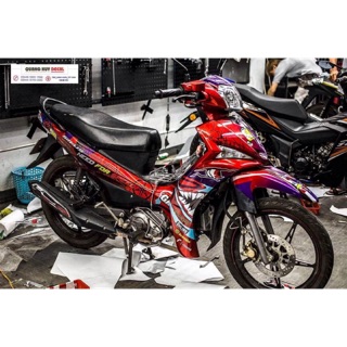 Tem trùm Sirius FI cá mập đỏ đẹp, độ team dán phủ decal xe máy spark giá rẻ đẹp