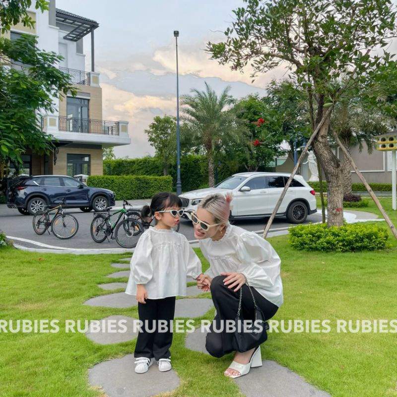 Set Karin Top + Flare Pant