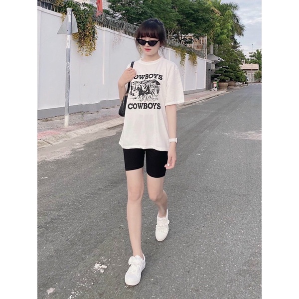 Set áo thun trắng +quần ngố đen
