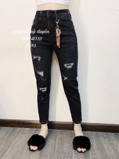 Quần baggy rách