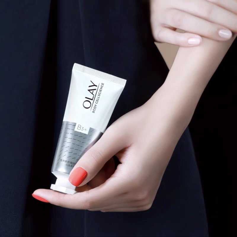 Kem dưỡng da tay Olay Niacinamide
