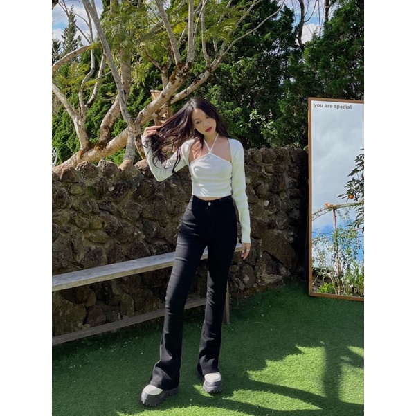 Flare jeans - Quần jeans ống loe - Somalyng.studio