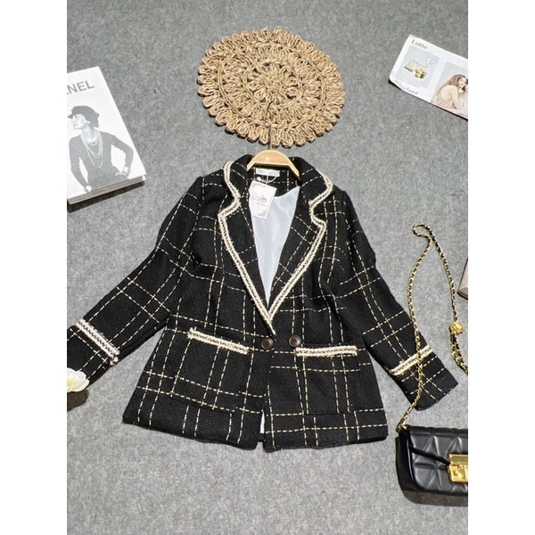 Áo khoác dạ nữ cổ vest kẻ sọc