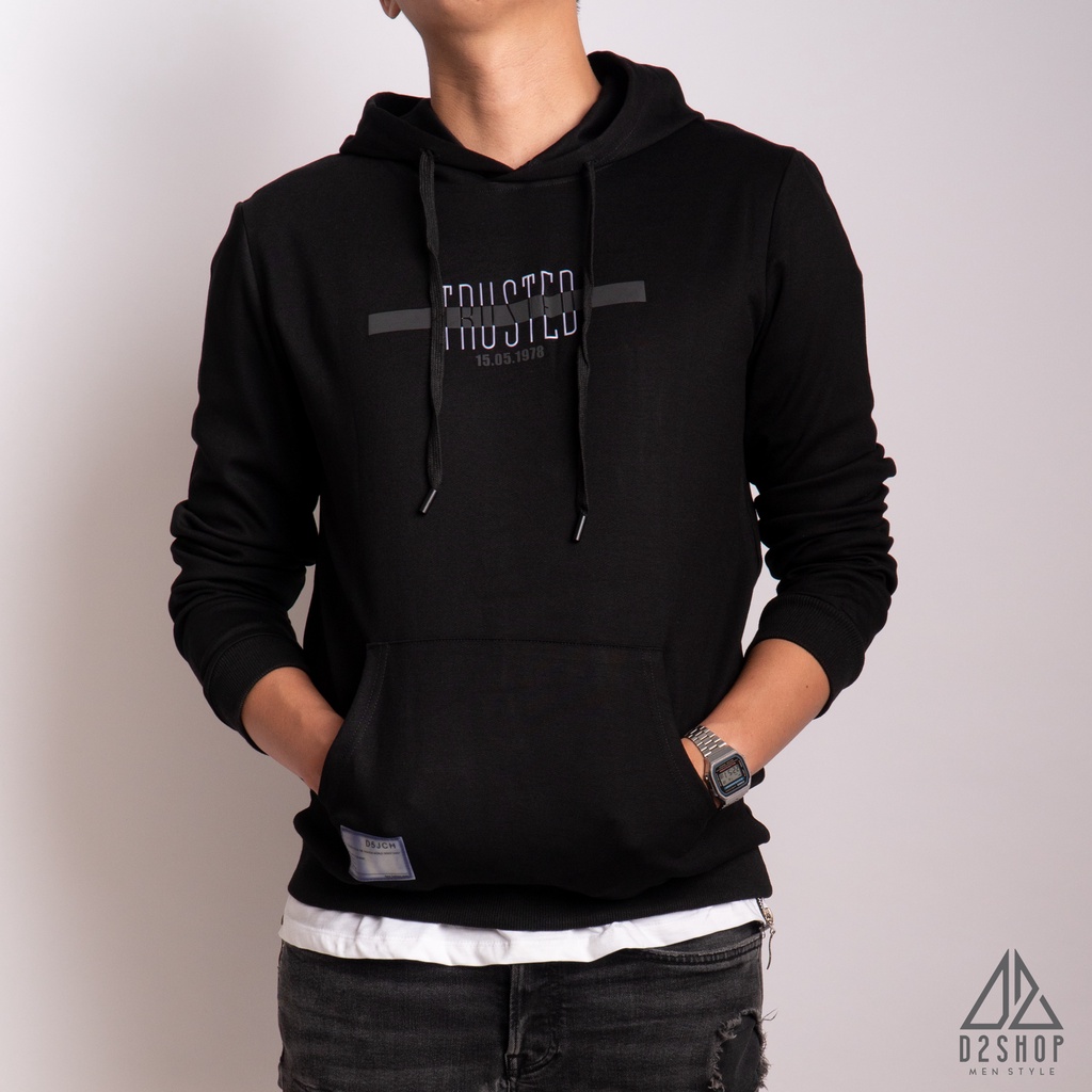 Áo hoodie nam D2shop màu đen, thêu chữ TRUSTED