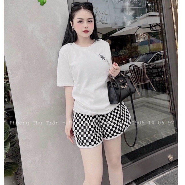 Sét bộ áo thun form rộng thêu hình gấu bên phối quần đùi caro cực hot , chất thun coton quần thun gân mềm mịn pc