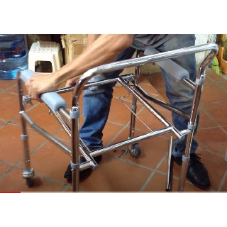 Ghế Bô Vệ Sinh Lucass G696