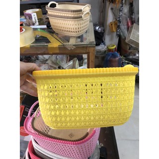 RỔ NHỰA ĐAN MÂY