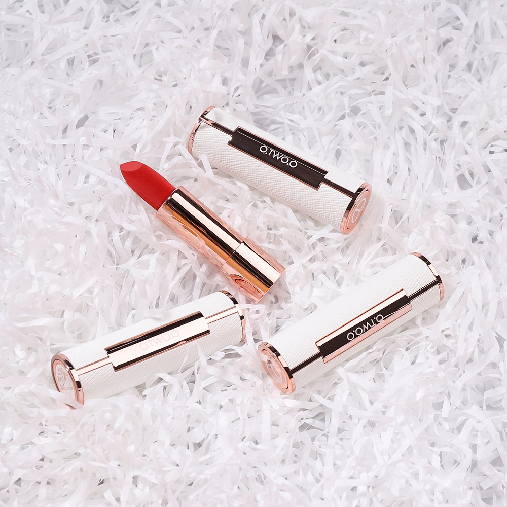 Son môi O.TWO.O mềm mịn chống nhòe sắc tố cao gồm 12 màu tuỳ chọn 40g | BigBuy360 - bigbuy360.vn