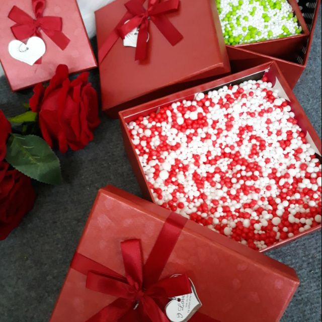 Hộp đựng quà hình chữ nhật cao cấp có kèm hạt xốp quà tặng sinh nhật valentine giáng sinh noel