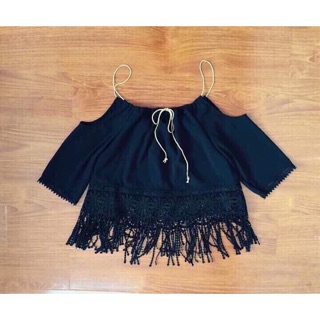 Áo crop top phối ren