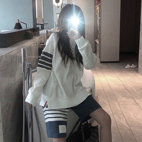 Áo nỉ dài tay họa tiết kẻ sọc vằn thời trang Hàn Quốc dành cho nữ