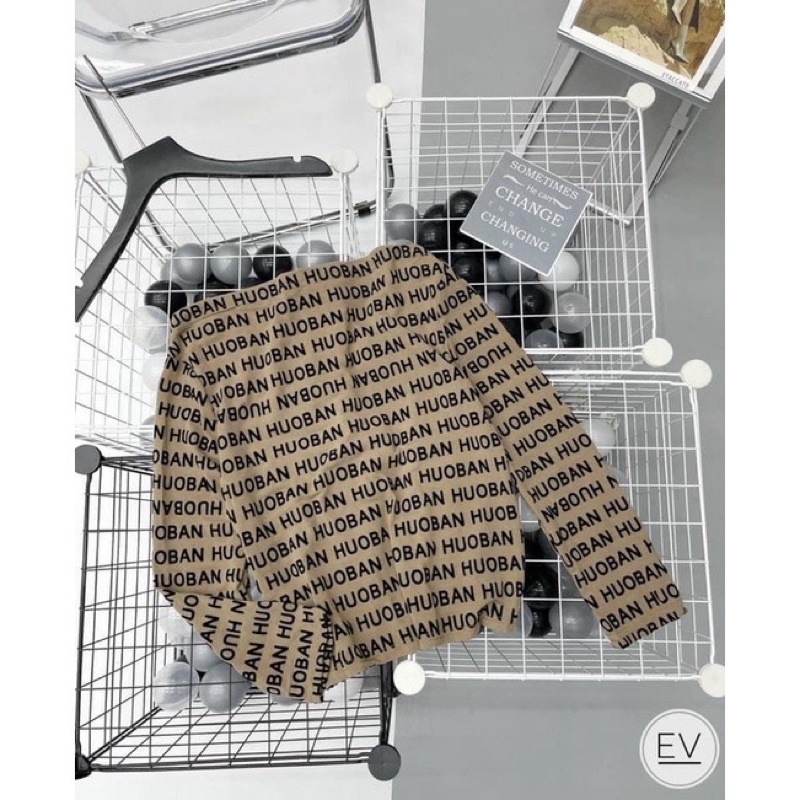 Áo chữ lệch vai