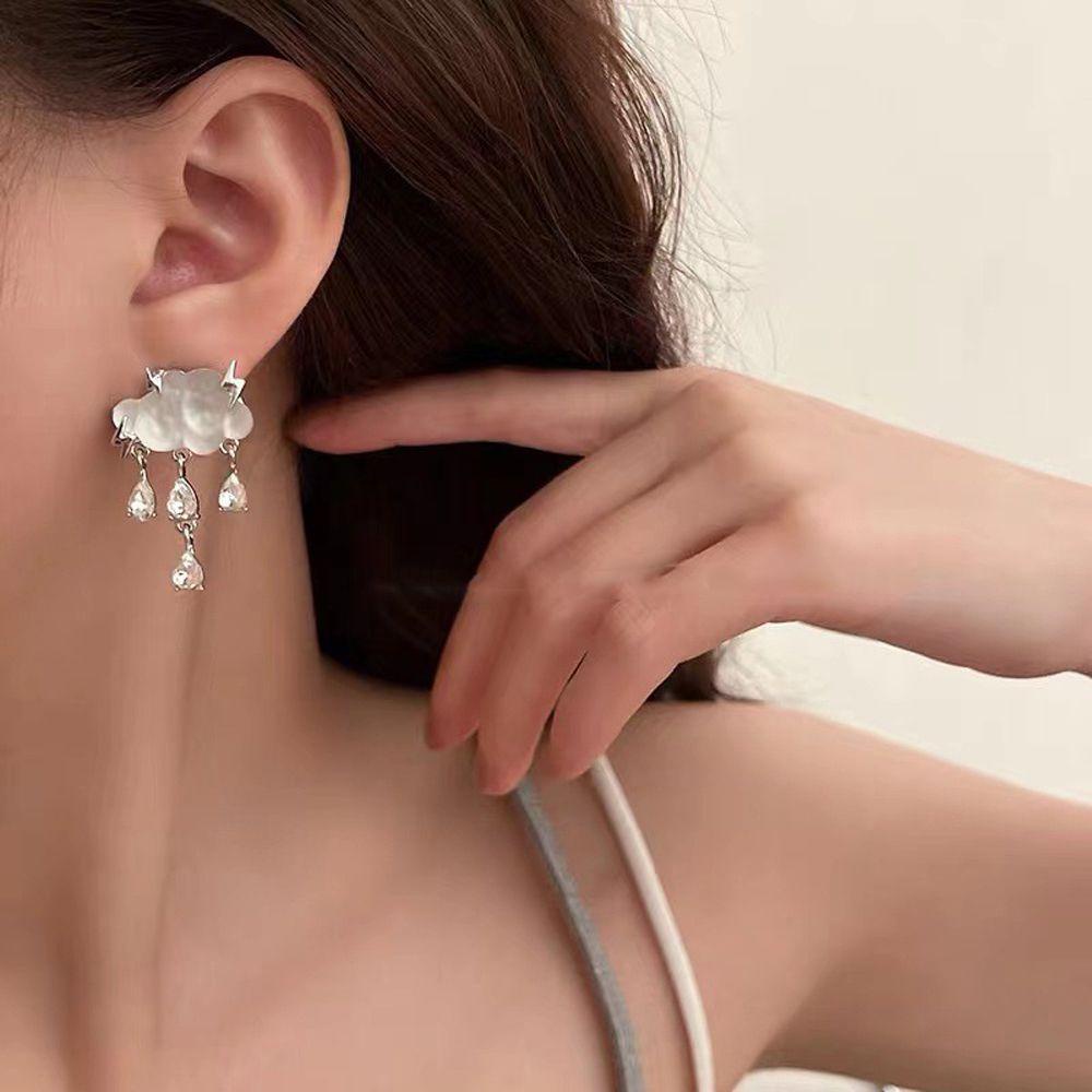 Bông Tai Hình Đám Mây Dễ Thương Phong Cách Cổ Điển Thời Trang Cho Nữ