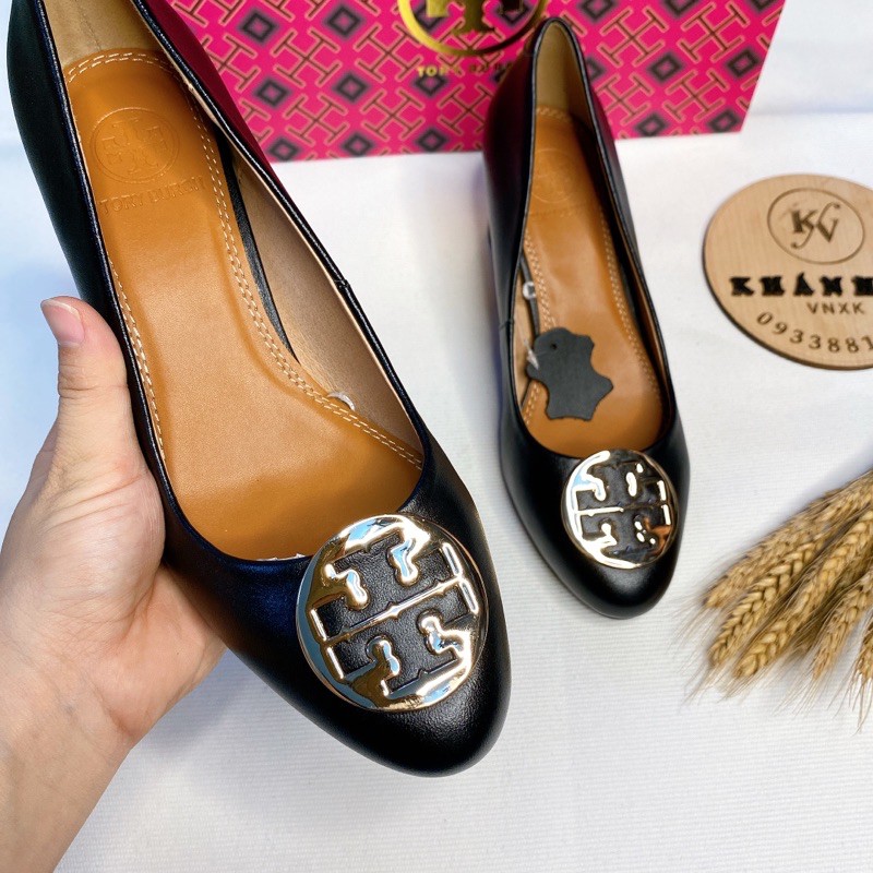 ‼️Rẻ nhất Shopee‼️Giày cao gót TB multi logo wedge | BigBuy360 - bigbuy360.vn