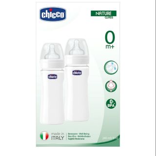 Hộp 2 Bình Thủy Tinh Núm Silicone Chicco