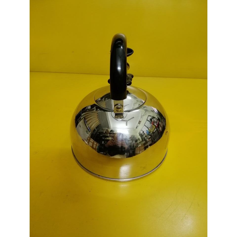 Ấm inox có còi hú nội địa Nhật (2.4L) (mã 780), Dùng được bếp từ