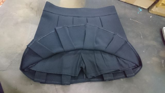 Chân váy xếp ly chất vải cực đẹp | BigBuy360 - bigbuy360.vn