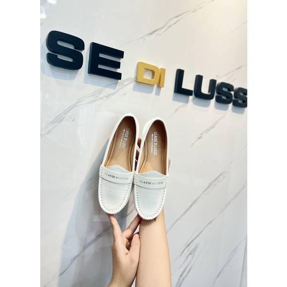 GIÀY MỌI MOCCASIN TRẮNG DA CÁ SẤU CM015-022W