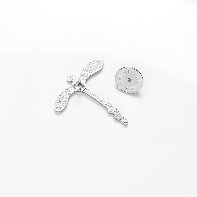 Pin cái áo chồi cây dạ quang trong tối - GC489