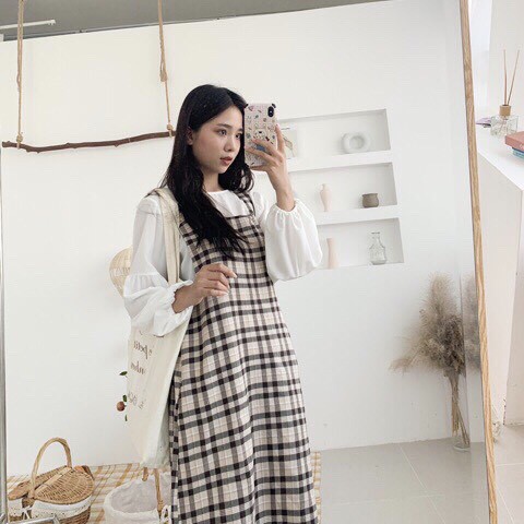 Váy yếm kẻ caro tặng kèm áo tay bồng Ulzzang, Bộ váy vintage kèm áo tay bo | BigBuy360 - bigbuy360.vn