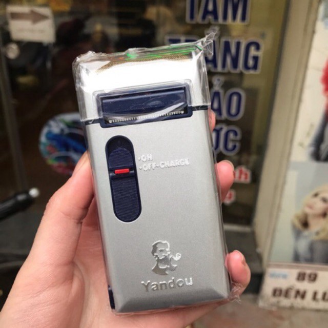 Combo 1 máy cao dâu và 1 bộ lưỡi dự phòng hãng MÁY CẠO RÂU SIÊU BỀN YANDOU SC-W301U