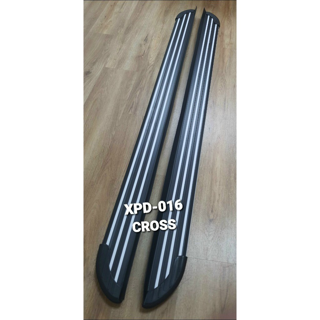 Bậc bệ dẫm đỡ bước chân lên xuống cao cấp dành cho xe Xpander | BigBuy360 - bigbuy360.vn