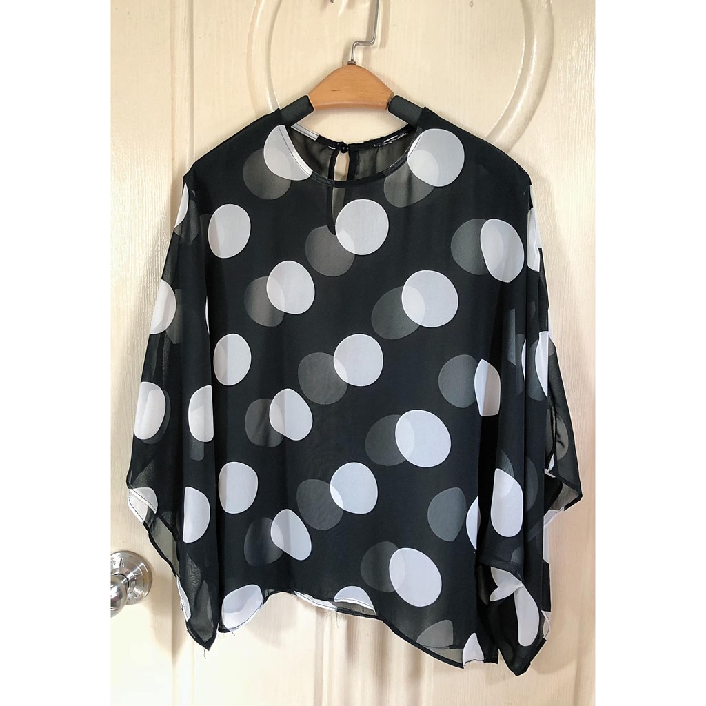 Áo bi voan tay dơi Freesize  60k (Hình thật shop tự chụp)