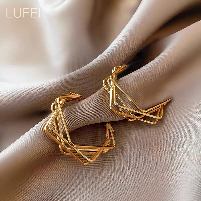 Khuyên tai mạ vàng thiết kế hình học thời trang Hàn Quốc 2023