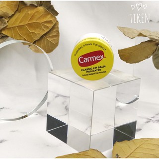 Son Dưỡng Môi Carmex Lip Balm