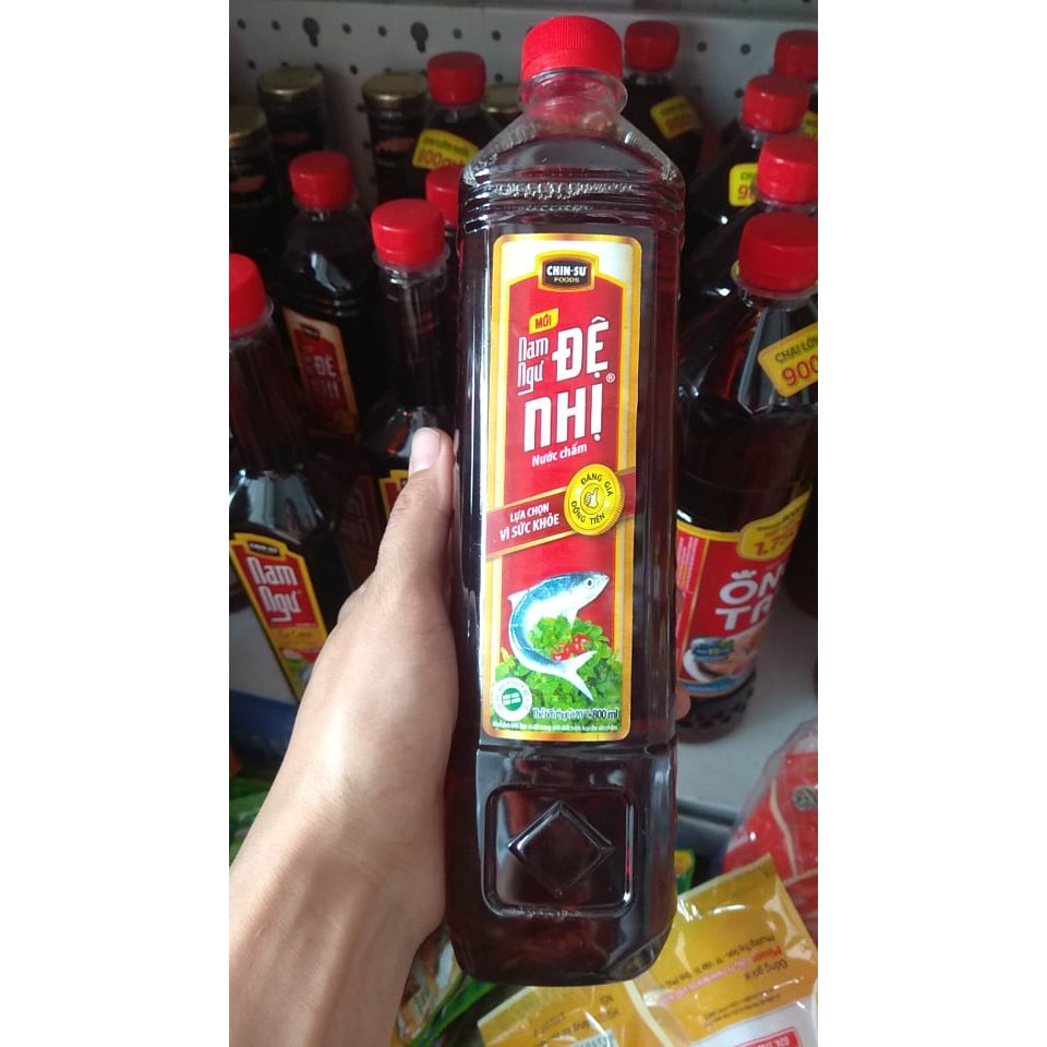 Nước mắm nam ngư đệ nhị chai 800ml