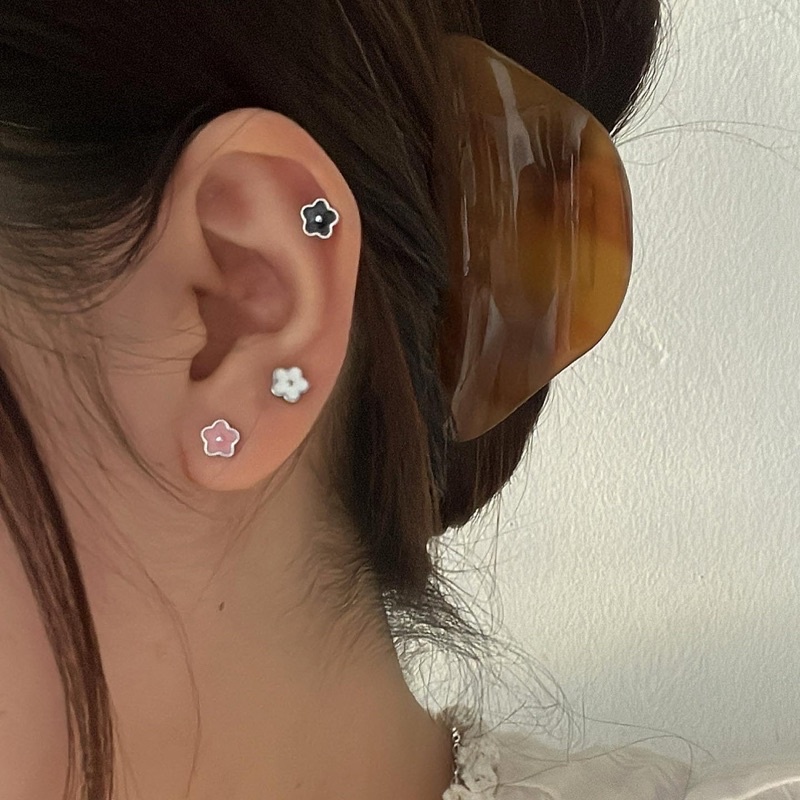 𝐯𝐞𝐥𝐯𝐞𝐭𝐩𝐢𝐧𝐤.𝐚𝐜𝐜🇰🇷 | Khuyên tai chốt bi vặn bông hoa nhiều màu