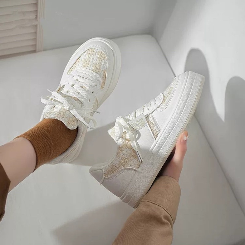 Giày sneaker nữ màu trắng 🆘Freeship🆘 giày thể thao phối dạ trẻ trung năng động HTT189