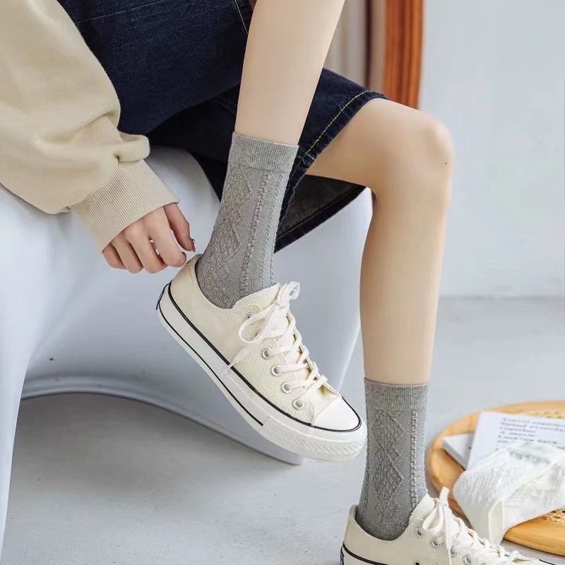 Vớ Cotton Cổ Cao Vừa Phong Cách Retro Nhật Bản Thời Trang Mới