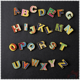 Huy hiệu cài áo hình chữ cái thời trang sành điệu