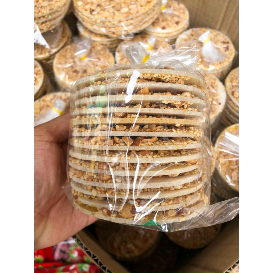 Bánh đậu phộng mạch nha tuổi thơ