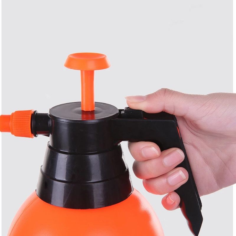 Bình Xịt Tưới Cây Phun Sương 2L Tiện Lợi