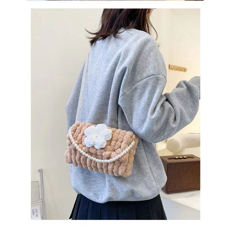 Túi tự đan, Túi tự đan đeo chéo handmade ngọc cài hoa [Có video hướng dẫn]