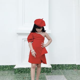 Đầm thiết kế cho bé gái và mẹ
