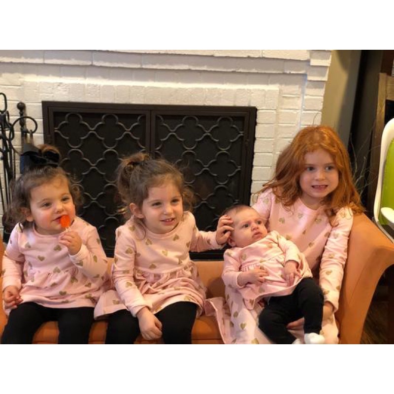 Váy Nỉ Bé Gái Hoạ Tiết C@rters