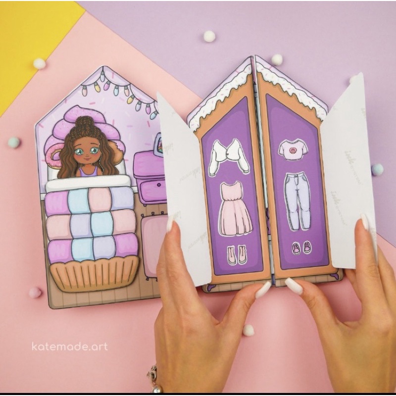 THAY ĐỒ CHO BÚP BÊ GIẤY NGÔI NHÀ KẸO