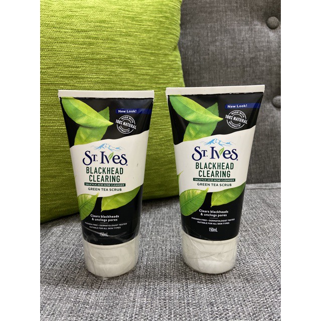 Sữa Rửa Mặt Tẩy Tế Bào Chết St. Ives Blackhead Clearing Green Tea Scrub 150ml Úc (Mẫu Mới)