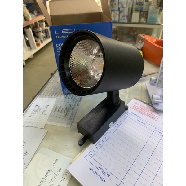 đèn rọi ray ánh sáng vàng. 10w, 20w