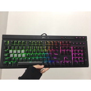 Bàn phím cơ gaming corsair k68 RGB cherry blue sw