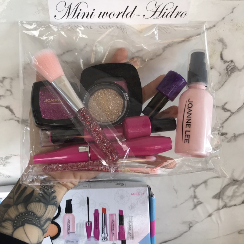 Set đồ chơi trang điểm Makeup cho bé gái hàng loại 1.