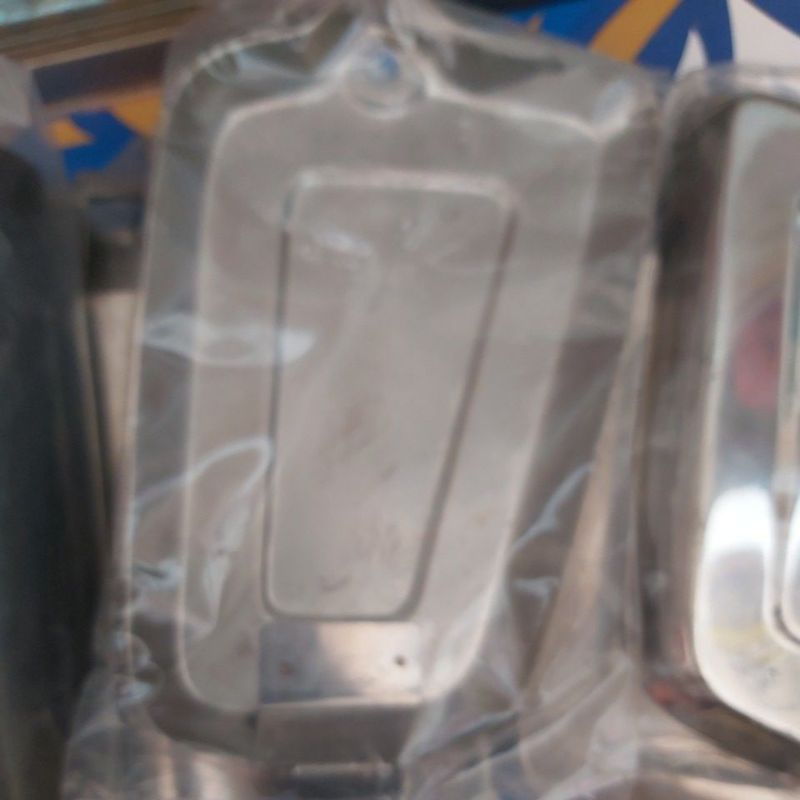 Nắp đậy cốp 67 inox